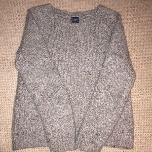 GAP SWEATER
